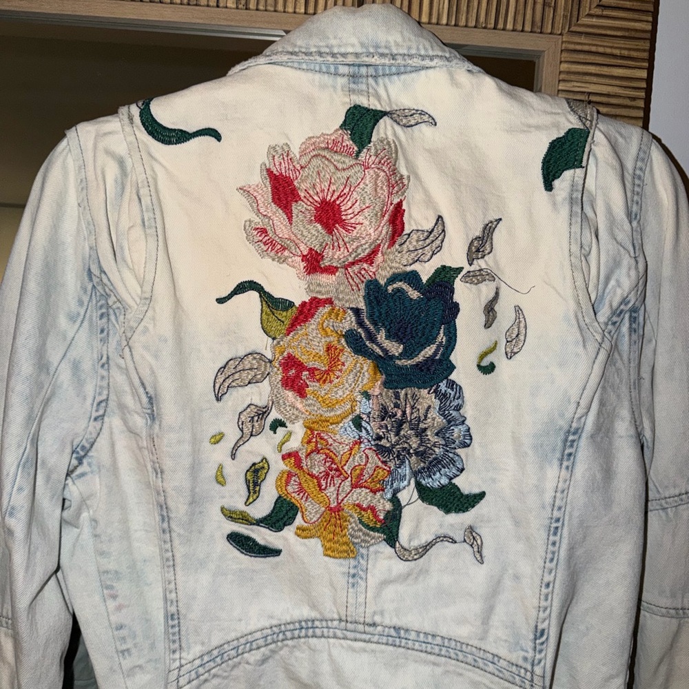 Blank NYC Floral Embroidered Jean Jacket - Picture 6 of 6